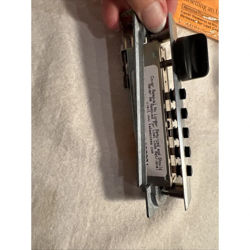 Kaba Mechanical Pushbutton Cabinet Lock, Spring Latch C9601-26D-41 NEW Complete